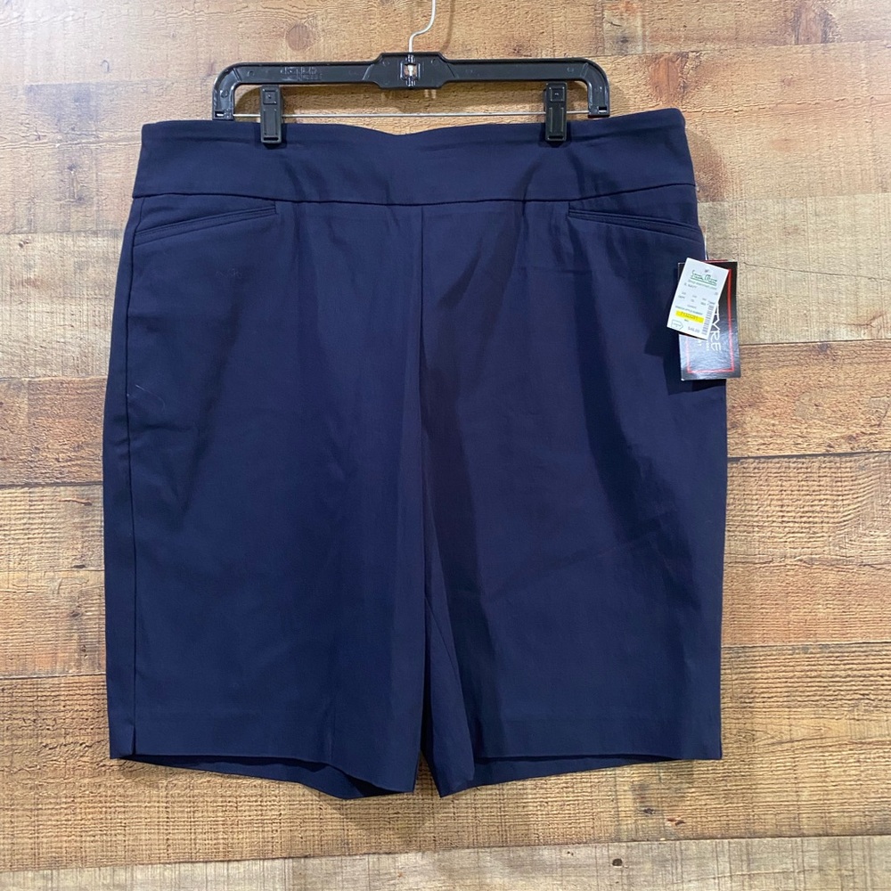 New With Tags Attyre New York Samantha Pull On Navy Bermuda Shorts Size 20